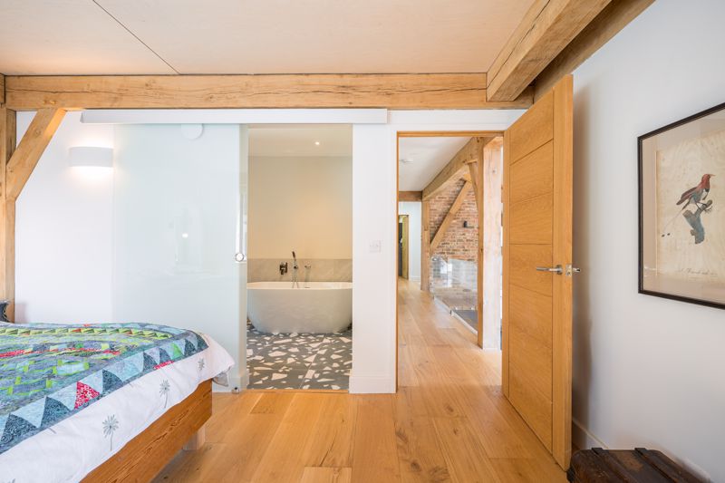 Bedroom and En-Suite- click for photo gallery